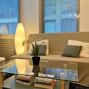 Adm Spacious Apartment In City Center - Wifi, Coffee, Ac
