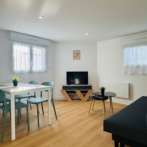 Appartement à 2 Chambres à Coucher