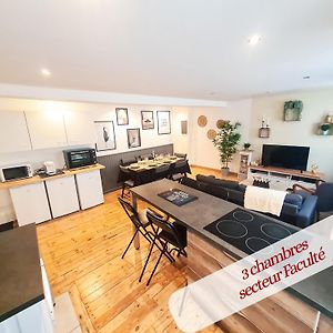 Appartement à 3 Chambres à Coucher