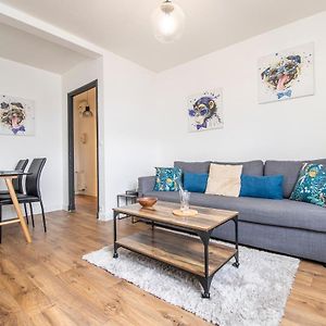 Appartement à 2 Chambres à Coucher