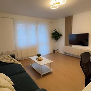 Modernes Ferienapartment In Berlin-Neukoelln