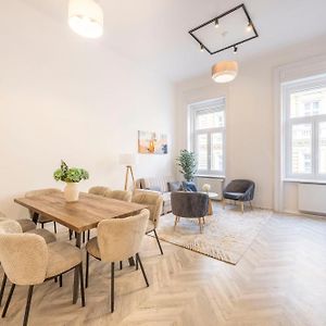 Deluxe & Cozy J40 Grand Residence In The Heart Of Bp