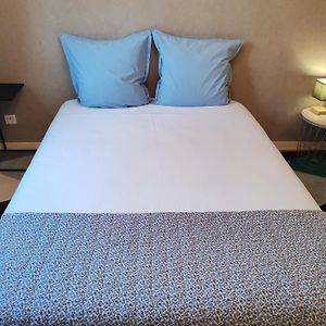 Chambre D'Hote Chez L'Habitant, Proche Gare Avec Wifi Gratuit