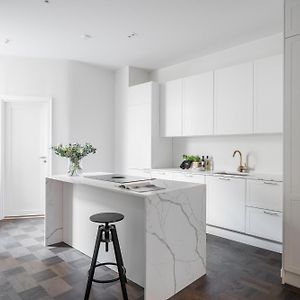 Appartement à 3 Chambres à Coucher