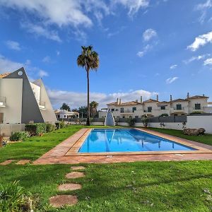 Maison de Vacances à 4 Chambres à Coucher