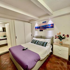 Cozy Florence Apartment Near Piazzale Michelangelo