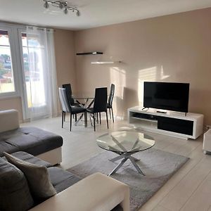 Appartement à 2 Chambres à Coucher