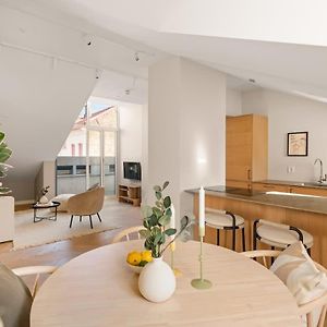 Appartement à 2 Chambres à Coucher