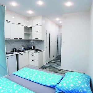 White Apartment, Kraskova 2, Bratislava