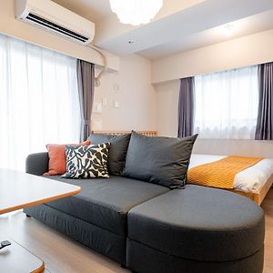 Appartement à 1 Pièce aux Étages Supérieurs