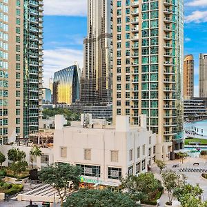 Burj View 2Br Apt With Poo Gym Parking Walk To Dubai Mall