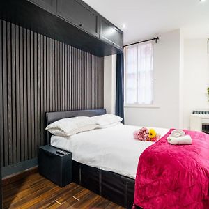 Appartement à 2 Chambres à Coucher