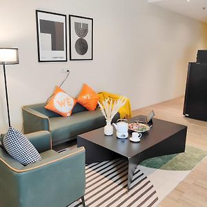 Appartement à 2 Chambres à Coucher