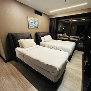 Appartement à 2 Chambres à Coucher