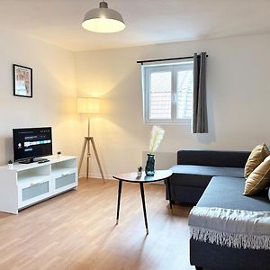Appartement à 2 Chambres à Coucher