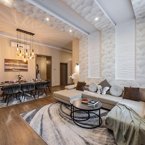 Exclusive N' Grand City Center Residence With 5 Bedrms