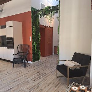 Appartement à 3 Chambres à Coucher