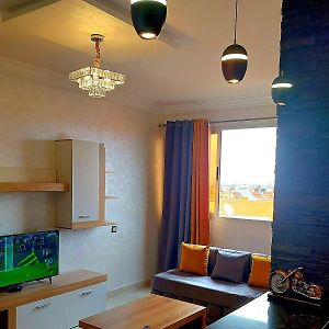 Appartement à 2 Chambres à Coucher