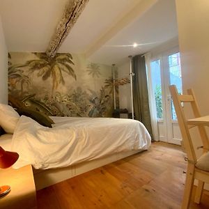Tiny House Au Fond Du Jardin En Plein Centre Ville