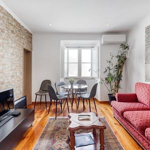 Appartement à 3 Chambres à Coucher