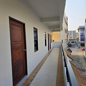 Middle Tree House Pattaya