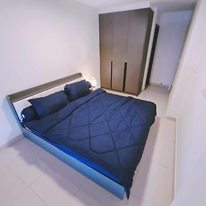 Appartement à 3 Chambres à Coucher