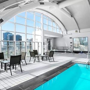 Appartement de Luxe à 2 Chambres à Coucher