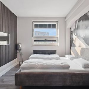 The Room 44
