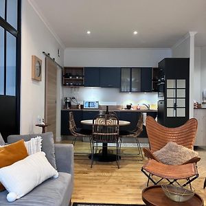 Appartement à 2 Chambres à Coucher