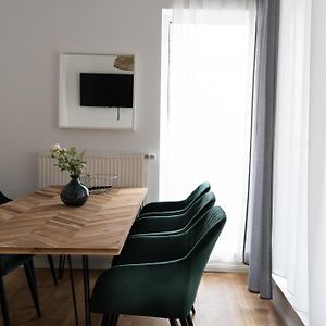 Appartement à 3 Chambres à Coucher