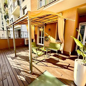 Appartement de Luxe à 2 Chambres à Coucher