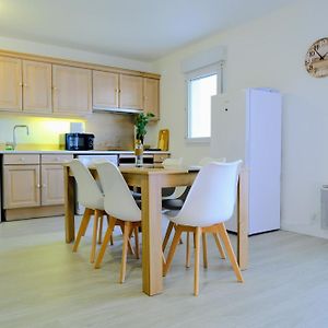 Passiflora - Spacieux T3 -70 M2 - Arrivee Autonome - Parking Prive Gratuit