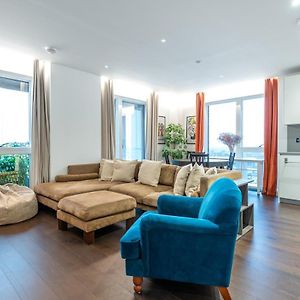 Appartement à 2 Chambres à Coucher