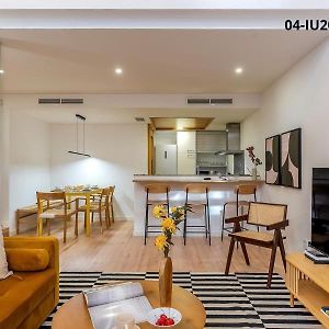 Appartement à 2 Chambres à Coucher