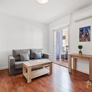 Malaga Flat With Balcony