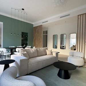 Appartement à 3 Chambres à Coucher