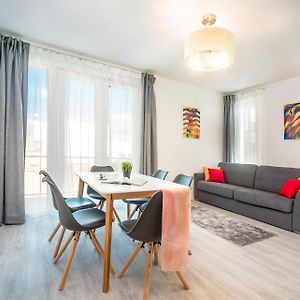 Appartement à 2 Chambres à Coucher