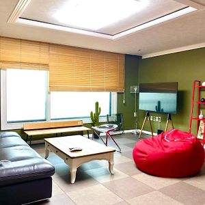 Kooljam House-Center Of Seoul-Itaewon-Spacious-3Min From The Subway