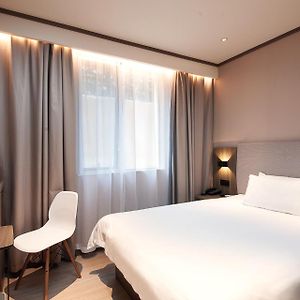 Chambre Standarde Lit Queen-Size