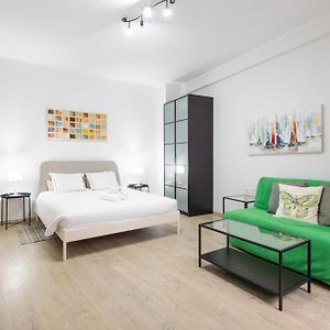 Appartement à 2 Chambres à Coucher