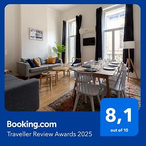 Appartement à 2 Chambres à Coucher