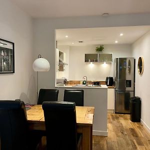 Oswald Apartment - Glasgow City Centre