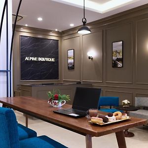 Alpine Boutique Pratunam