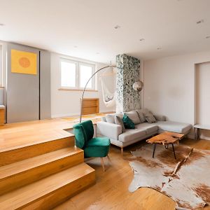 Appartement à 2 Chambres à Coucher