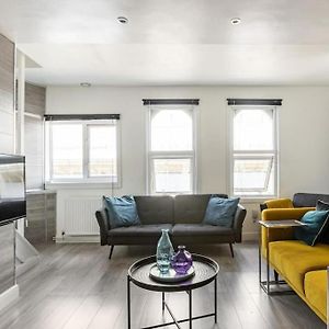 Modern One Bedroom Duplex Apartment - Central Oxford
