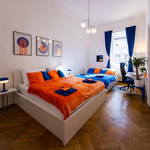 Appartement à 2 Chambres à Coucher