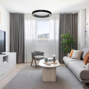 Appartement à 3 Chambres à Coucher
