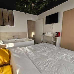 Private Bathroom King Room