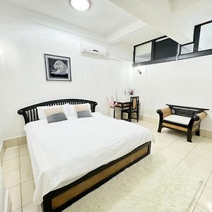Appartement à 2 Chambres à Coucher