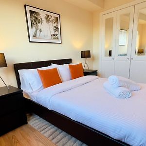 Appartement à 3 Chambres à Coucher